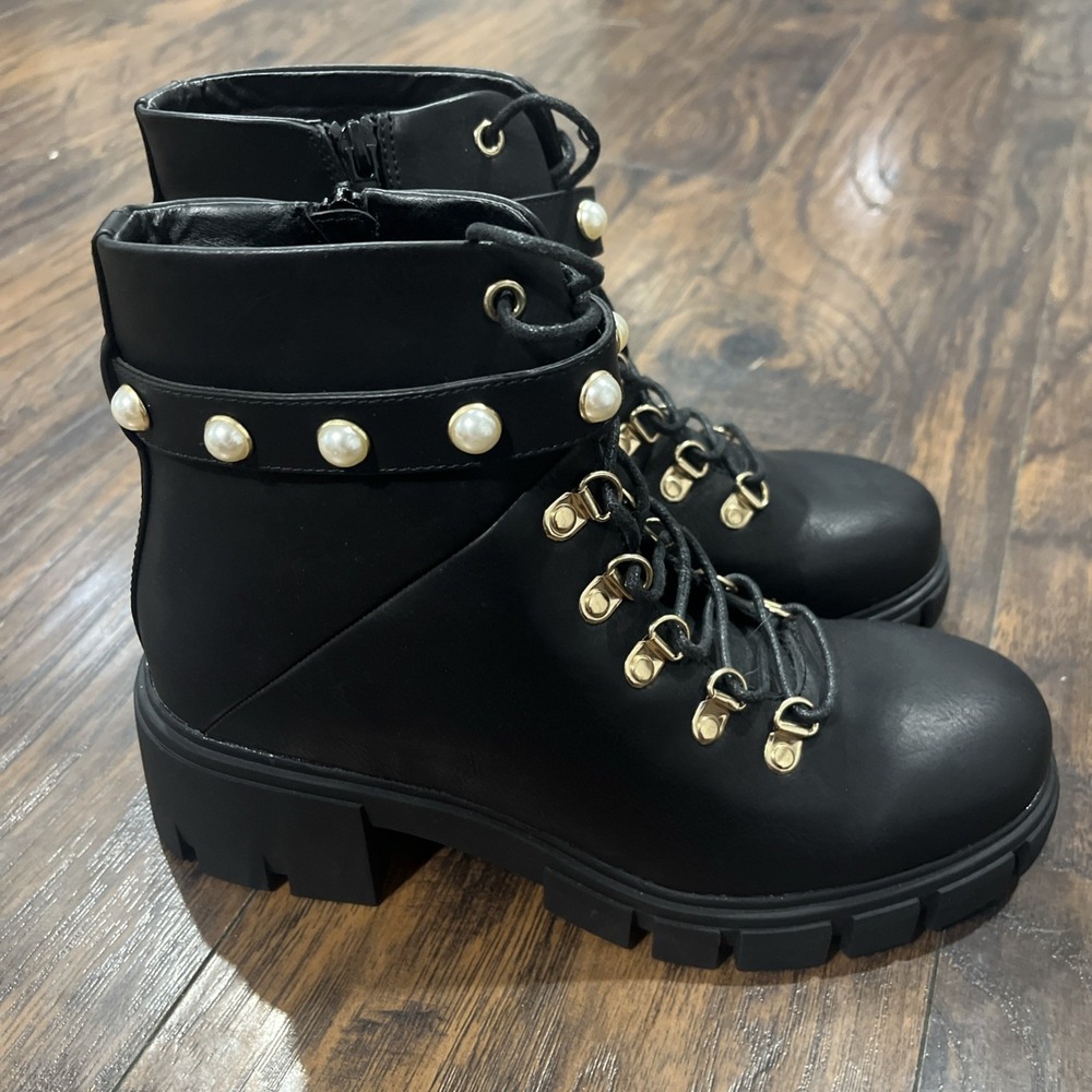 Mia Y2K Black Platform Combat Boots Chunky Lug Block Heel Pearl Women's Sz 8.5
